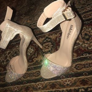 #heels #sparklyheels #nudeheels #highheels